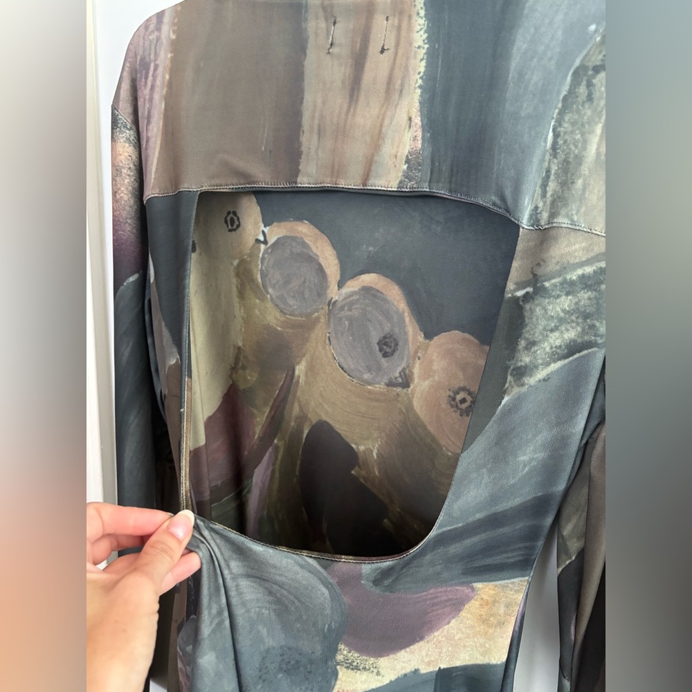 NA-KD Art Collection open back long sleeve draped dress - Picture 7 of 11